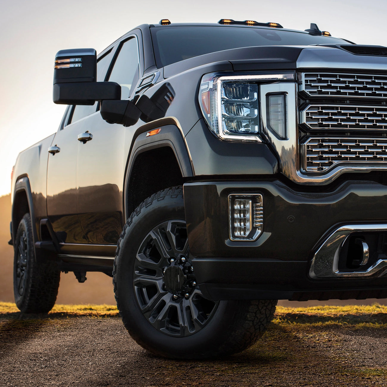 GMC – R1 Sport